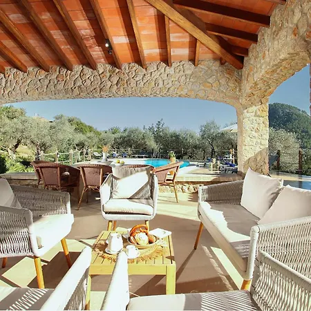Rustic House Recently Renovated With Views To The Mountains By Renthousing Villa Pollenca