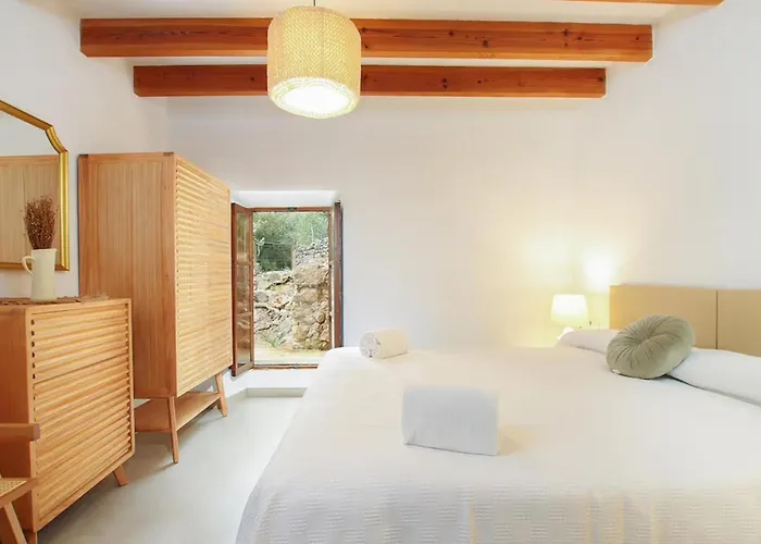 Rustic House Recently Renovated With Views To The Mountains By Renthousing Pollença