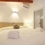 Villa Rustic House Recently Renovated With Views To The Mountains By Renthousing