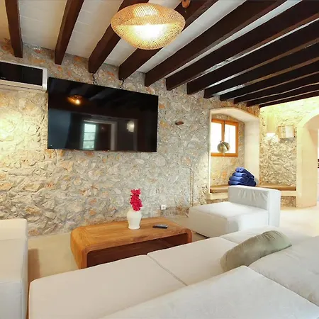 Rustic House Recently Renovated With Views To The Mountains By Renthousing * Pollenca